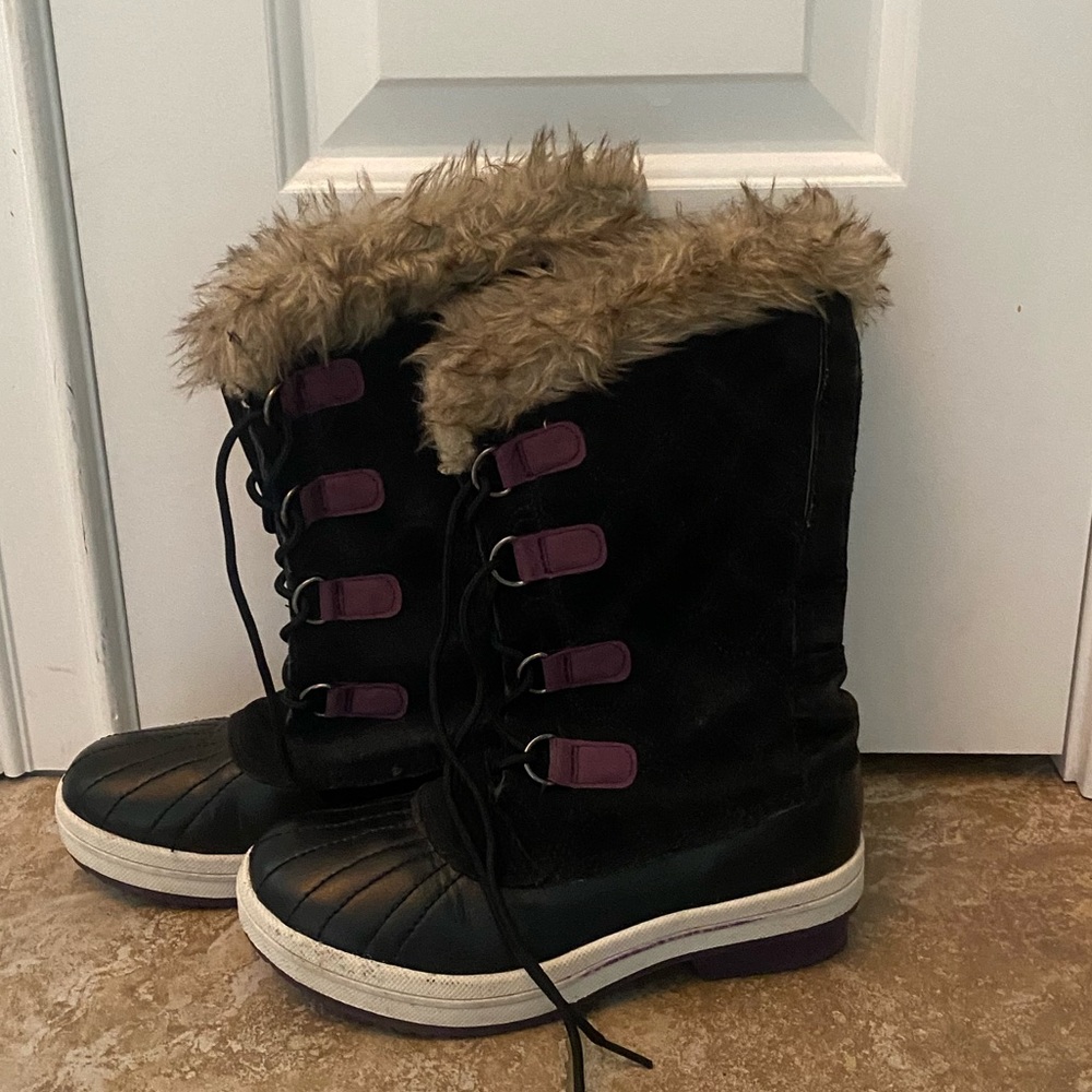Women’s snow boots